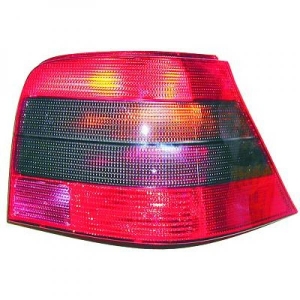 Volkswagen Rckleuchte Re.    Golf 4, 2213094
