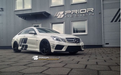 Mercedes E-Klass Coupe (C207) Black Edition Side Skirts