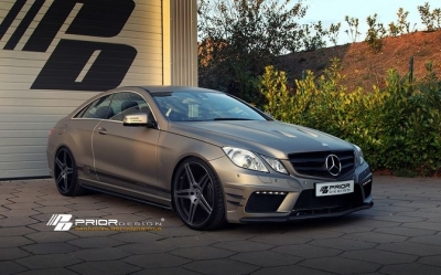 Mercedes E-Klasse Coupe (C207) PD550 Black Edition Motorhaubenaufsatz