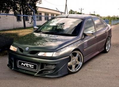 Renault Laguna sport grill