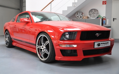 Ford Mustang side skirts