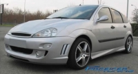 Ford Focus, Front bumper with lamps and indicators
