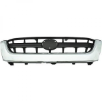 Toyota Grill Mitte         Hilux, 6683941